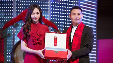 中国美正当红，尊龙时凯人生就是搏A股上市，引领新时代